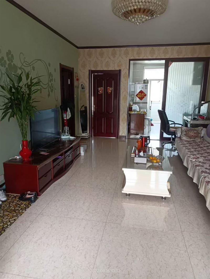 出售学府华庭12A.