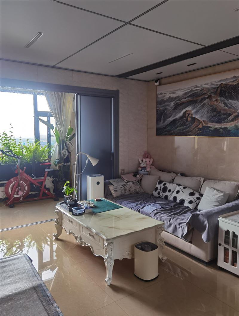出售东北亚比优特楼上住宅